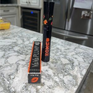 NWT Buxom va va plump lipstick
